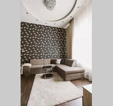 Apartman A_or_ B_luxflat_2br_2ba_vaci Street Budapest